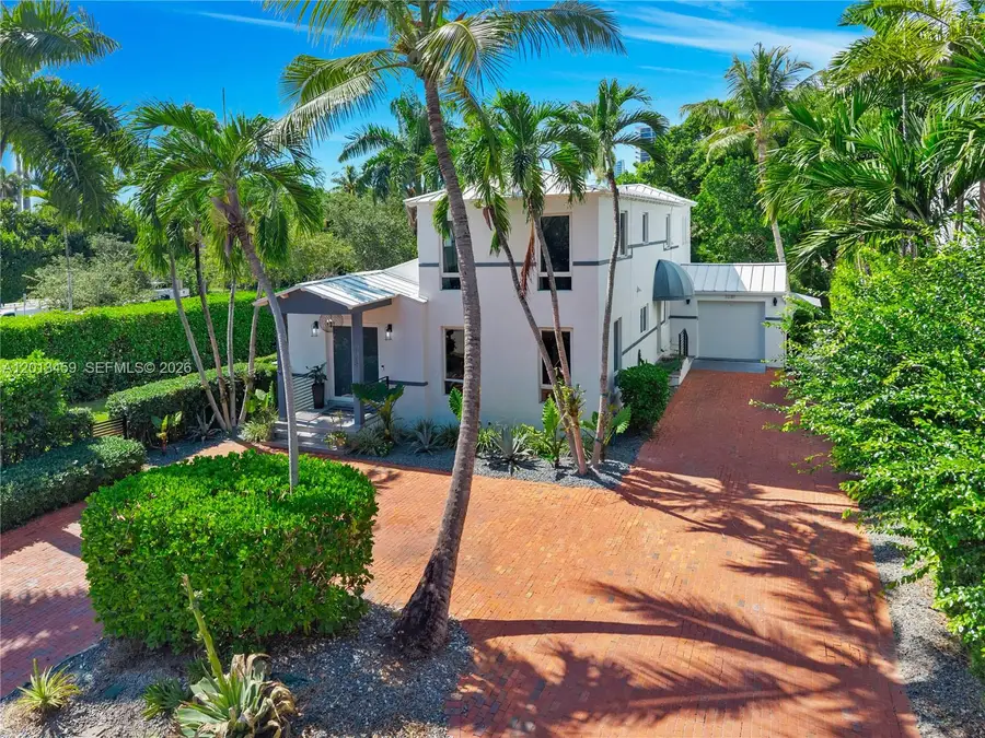 1281 S Venetian Way, Miami Beach, FL 33139 - #2