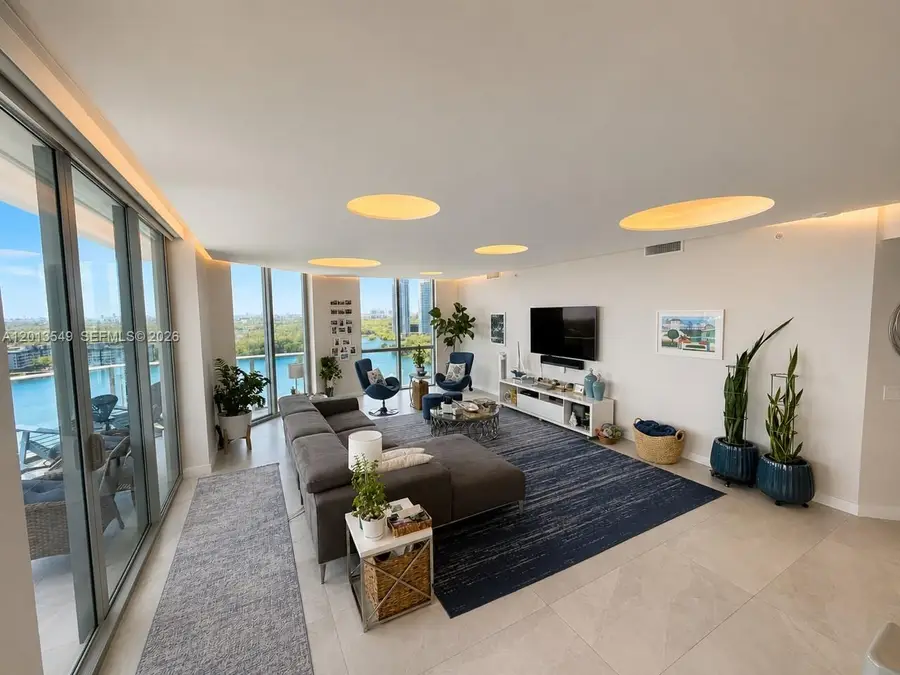 17111 Biscayne Blvd #1610, North Miami Beach, FL 33160 - #2