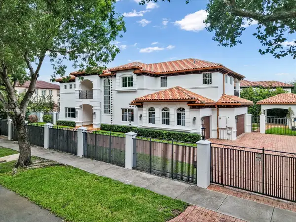 16763 NW 77th Path, Miami Lakes, FL 33016