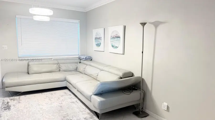 580 Egret Dr #211, Hallandale Beach, FL 33009 - #2