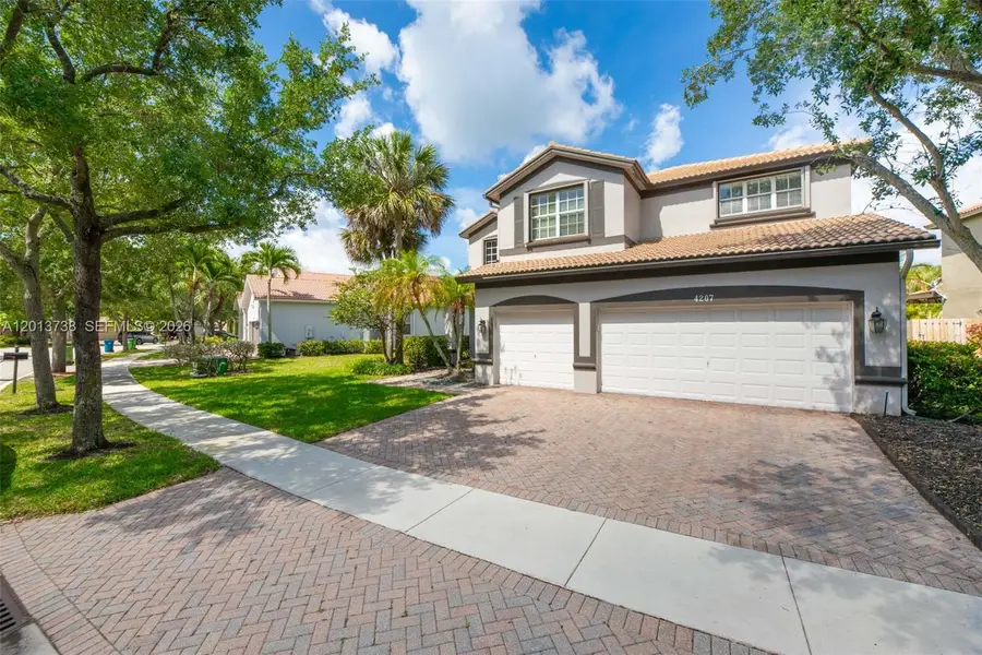 4207 W Whitewater Ave, Weston, FL 33332 - #3