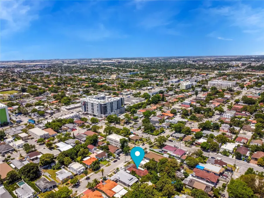 201 NW 25th Ave, Miami, FL 33125 - #2
