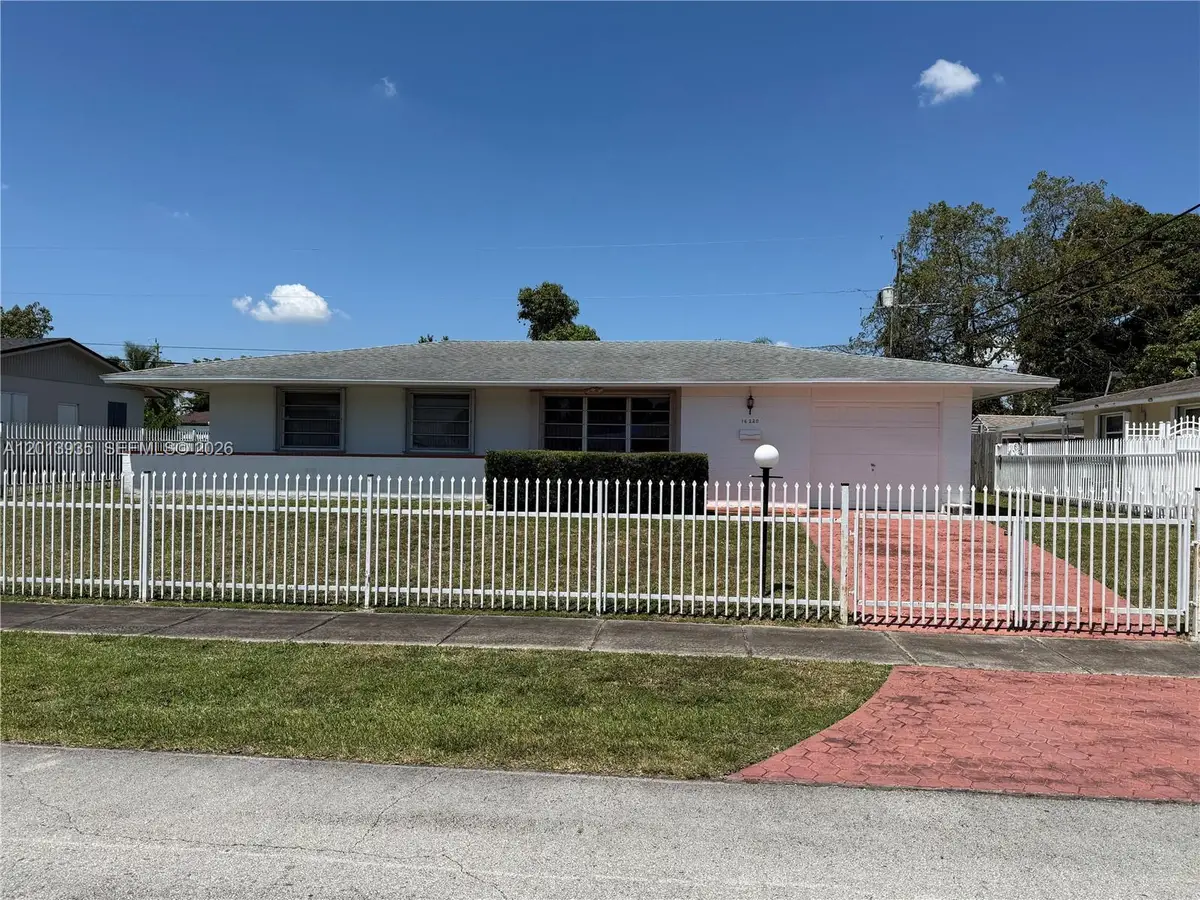16220 SW 101st Ave, Miami, FL 33157 - #1