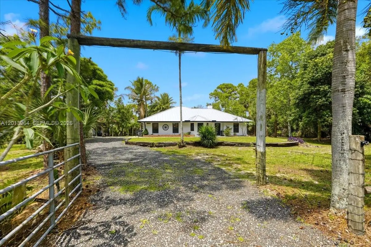 17857 82nd Rd N, Loxahatchee, FL 33470 - #1
