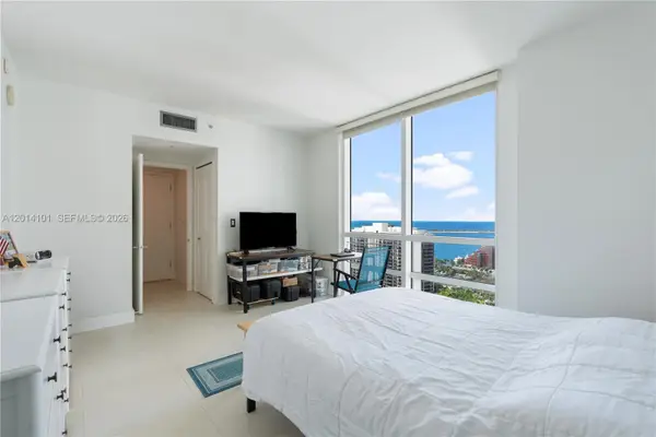218 SE 14th St #2208, Miami, FL 33131