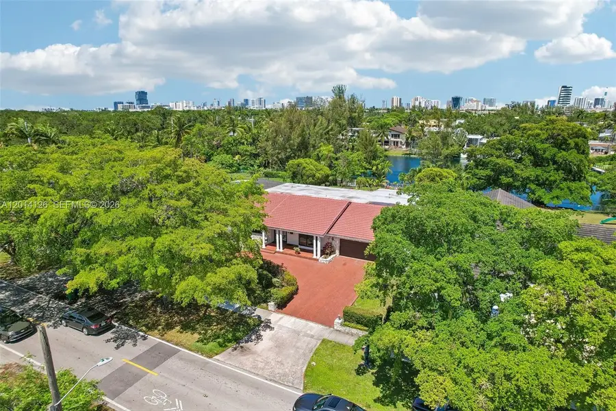 19805 NE 22nd Ave, Miami, FL 33180 - #3
