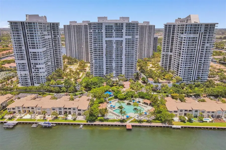 21050 Point Pl #302, Aventura, FL 33180 - #2