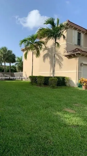 8879 SW 227th Ter, Cutler Bay, FL 33190 - #2