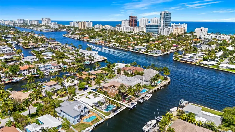 2548 SE 12th St, Pompano Beach, FL 33062 - #2