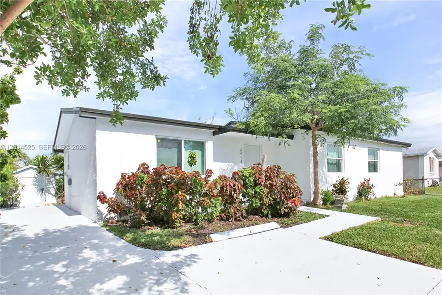 22114 SW 113th Pl, Miami, FL 33170 - #3