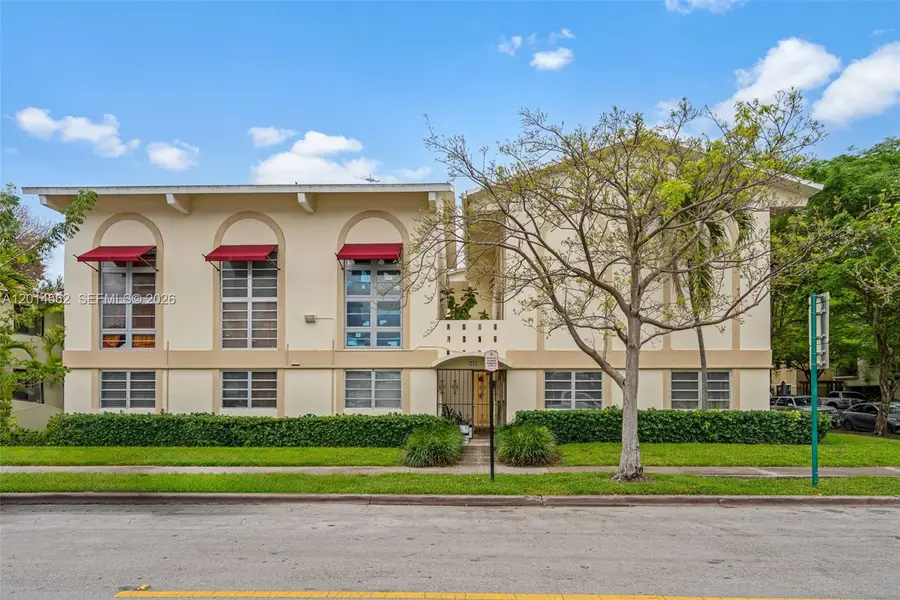 234 Antiquera Ave #3, Coral Gables, FL 33134 - #2