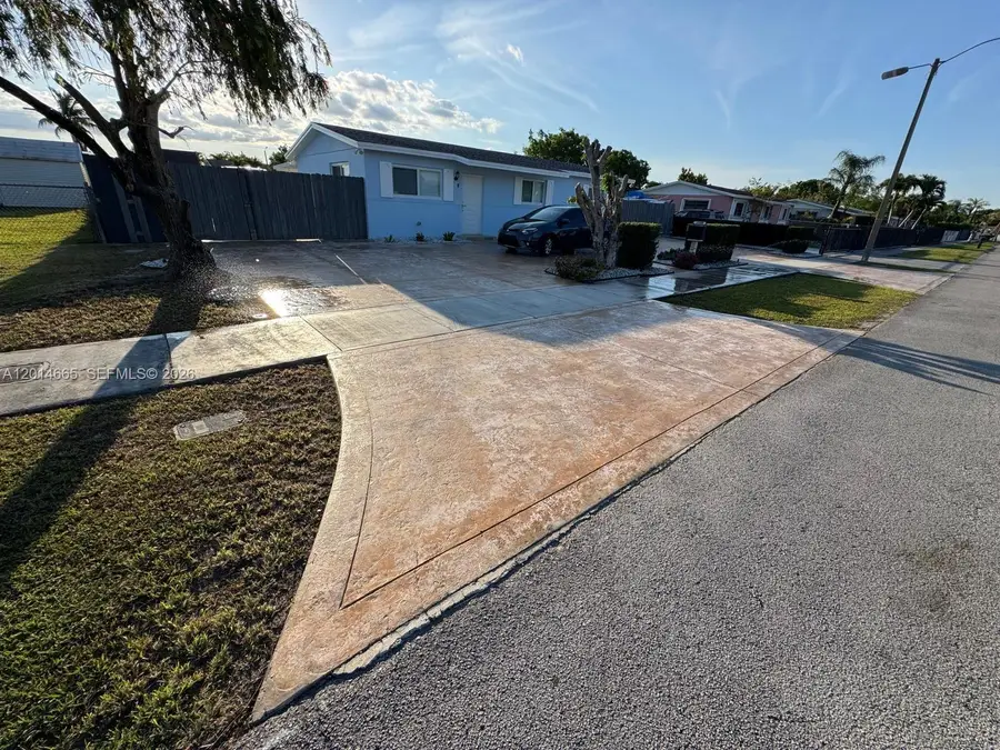 19500 SW 115th Ave, Miami, FL 33157 - #3