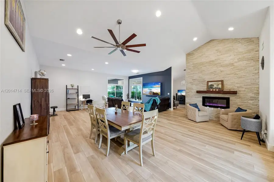 1190 Balboa Ct, Weston, FL 33326 - #2