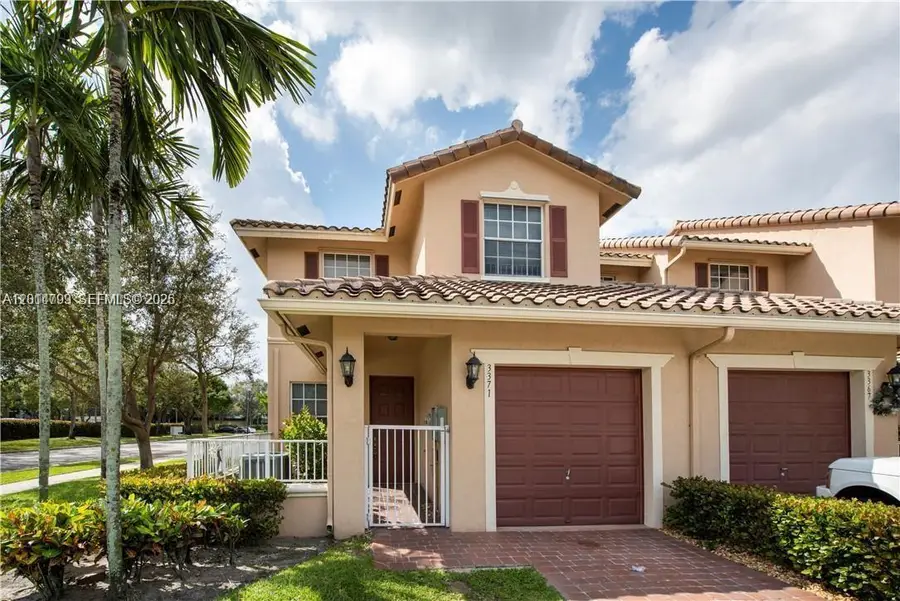 3371 Lakeside Dr #27, Davie, FL 33328 - #2