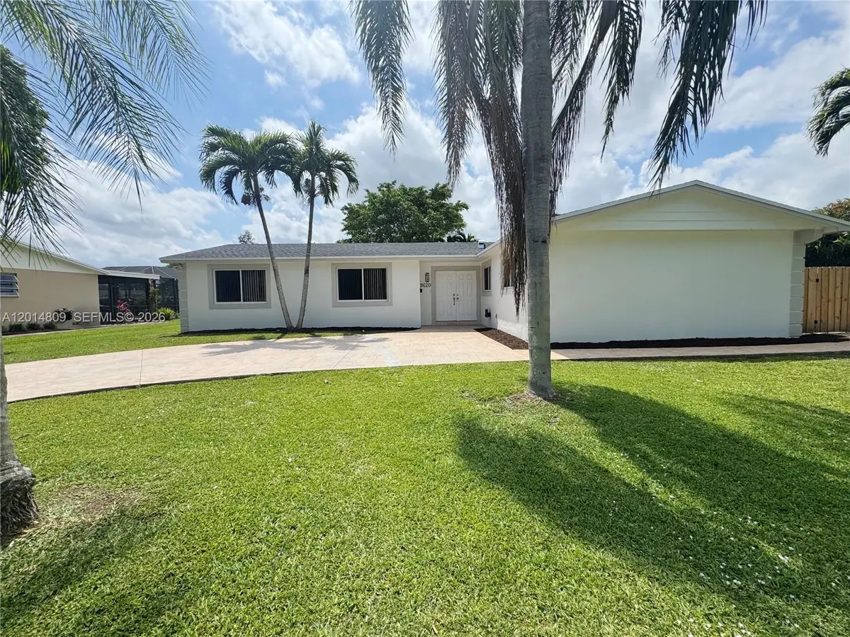9620 Kendale Blvd, Miami, FL 33176 - #1