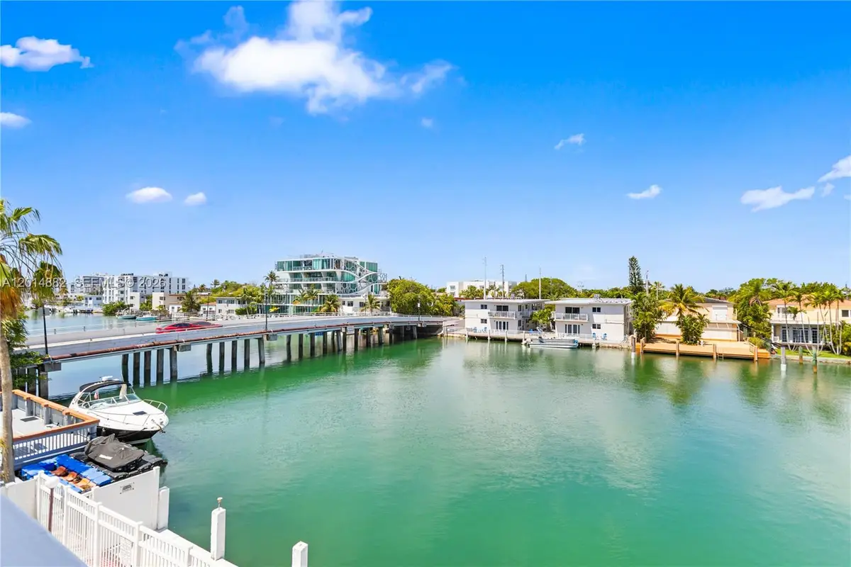 8530 Byron Ave #302, Miami Beach, FL 33141 - #1