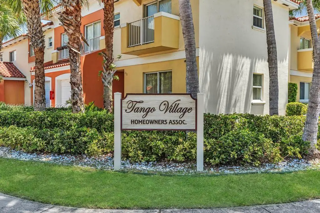 225 NW 14th Ave, Fort Lauderdale, FL 33311 - #1
