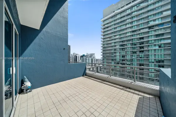 60 SW 13th St #4008, Miami, FL 33130