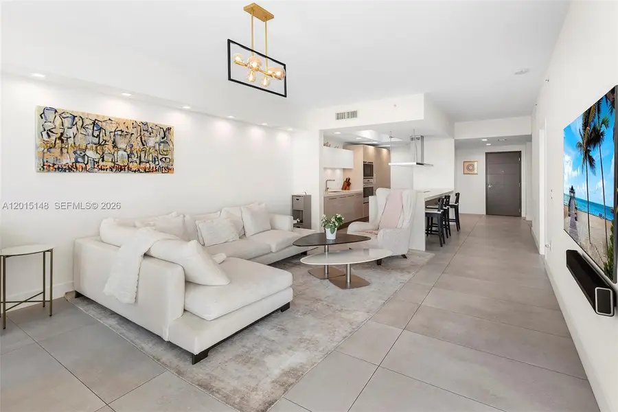 17111 Biscayne Blvd #606, North Miami Beach, FL 33160 - #3