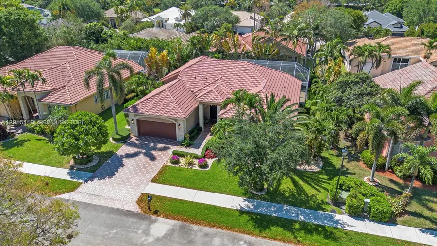 8146 N Savannah Cir, Davie, FL 33328 - #3
