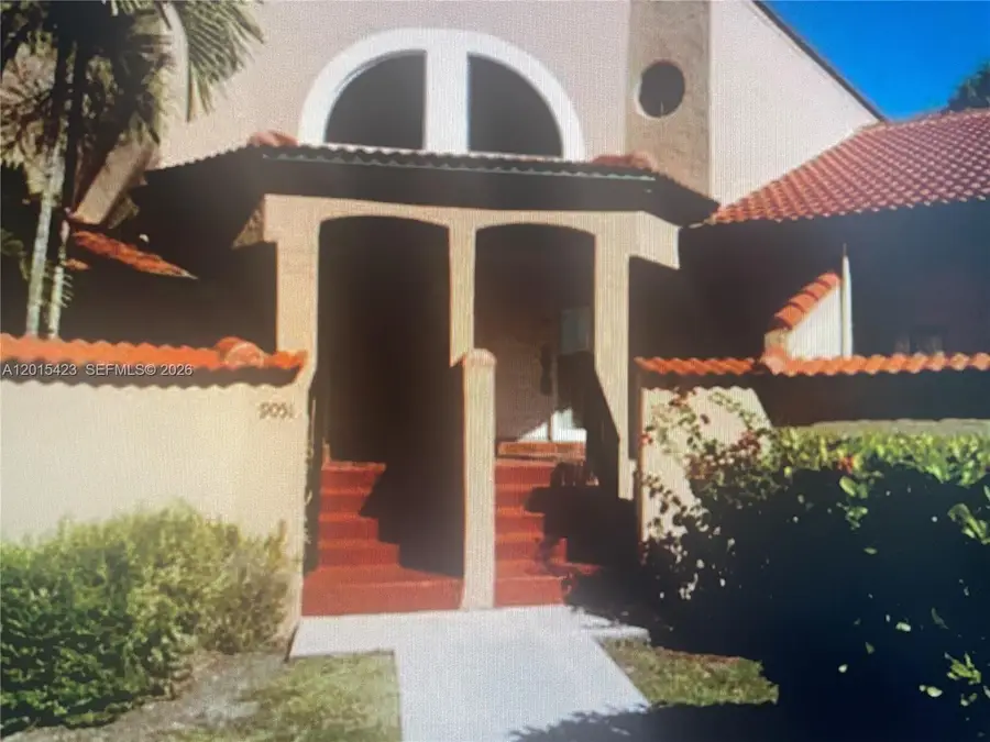 9049 W Sunrise Blvd, Plantation, FL 33322 - #2