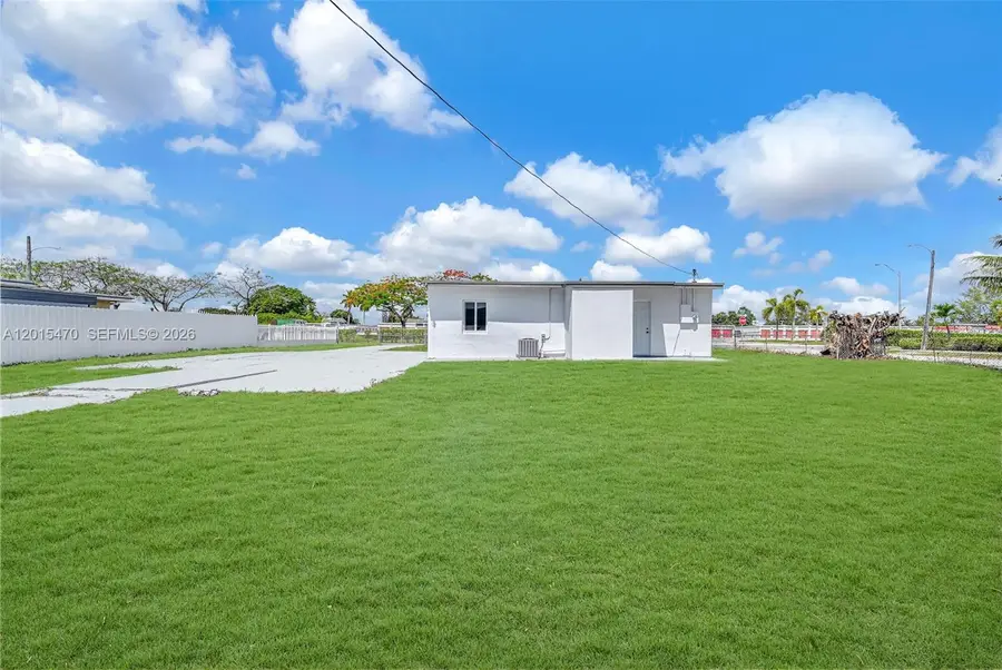 15575 NW 27th Ave, Miami Gardens, FL 33054 - #3