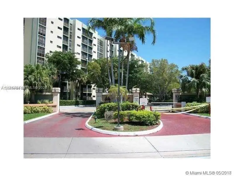 17021 N Bay Rd #625, Sunny Isles Beach, FL 33160 - #1