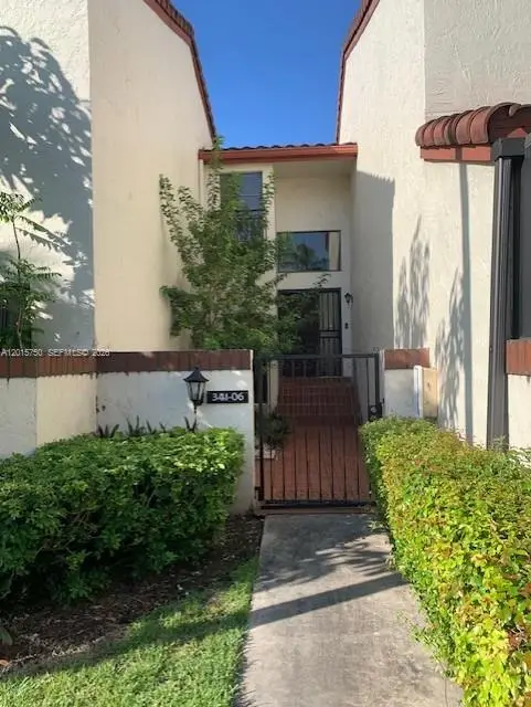 341 Ives Dairy Rd #341-06, Miami, FL 33179 - #1
