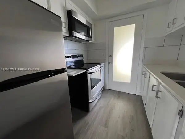 1350 E Sample Rd #306, Pompano Beach, FL 33064