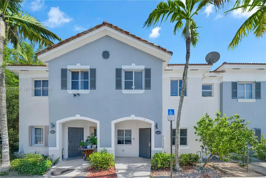 1660 SE 30th St, Homestead, FL 33035 - #2