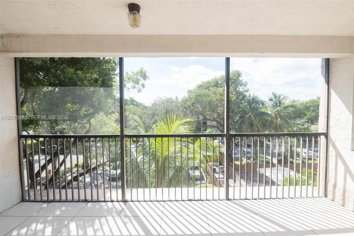 6800 Cypress Rd #415, Plantation, FL 33317 - #1