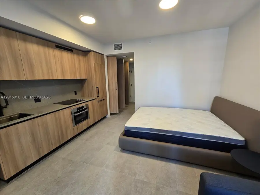 121 NE 5 St #709, Miami, FL 33132 - #2