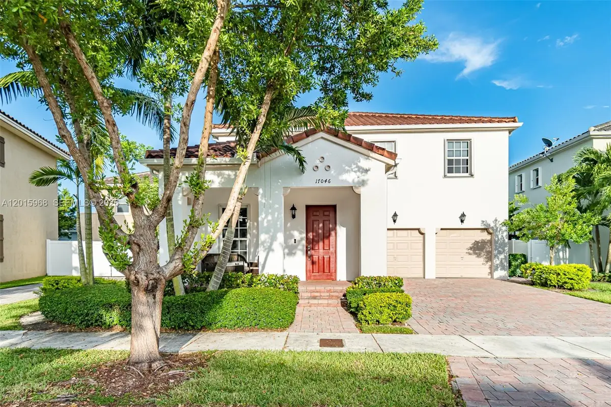 17046 SW 94th Ln, Miami, FL 33196 - #1