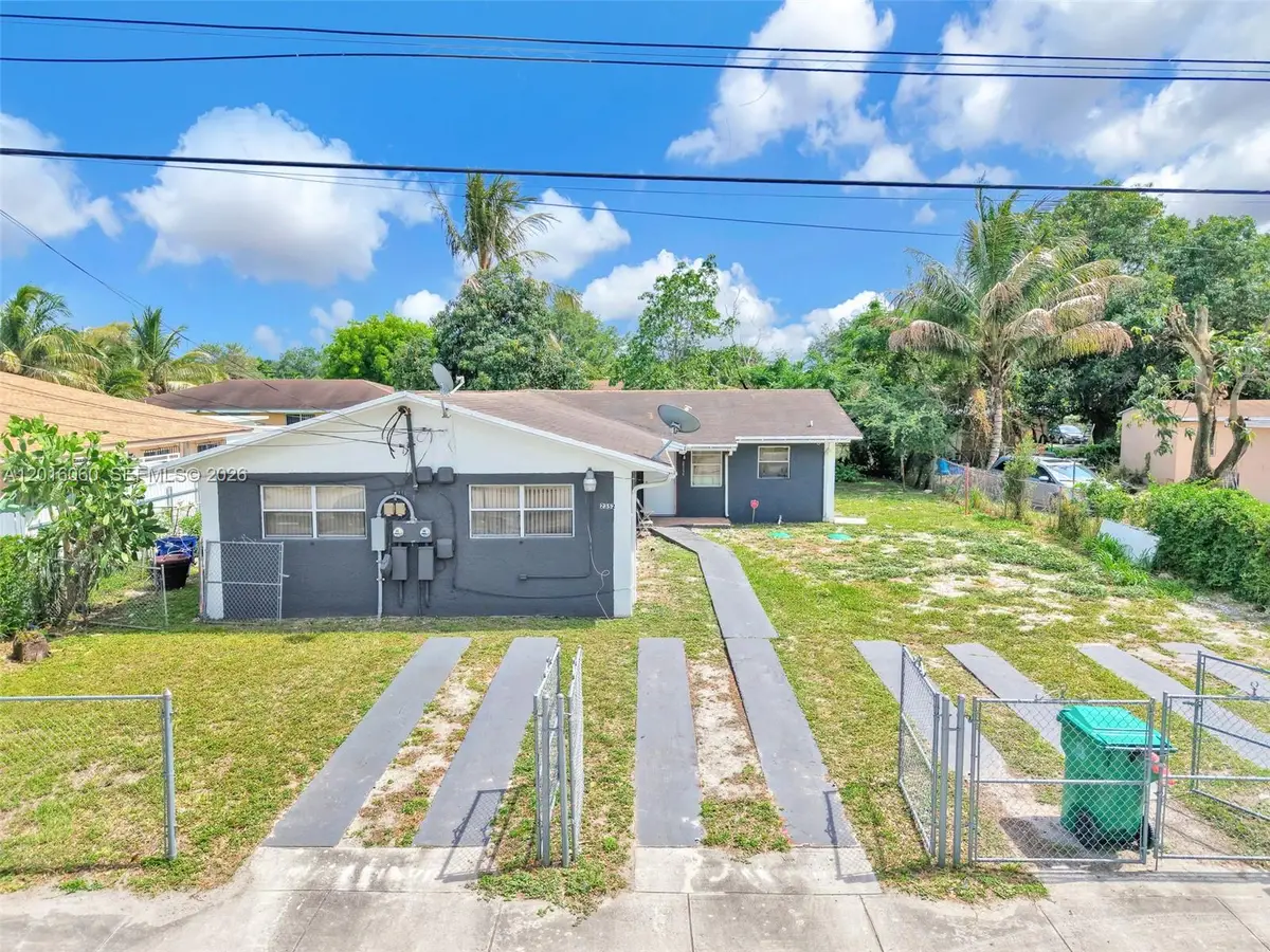 2352 NW 102nd St, Miami, FL 33147 - #1