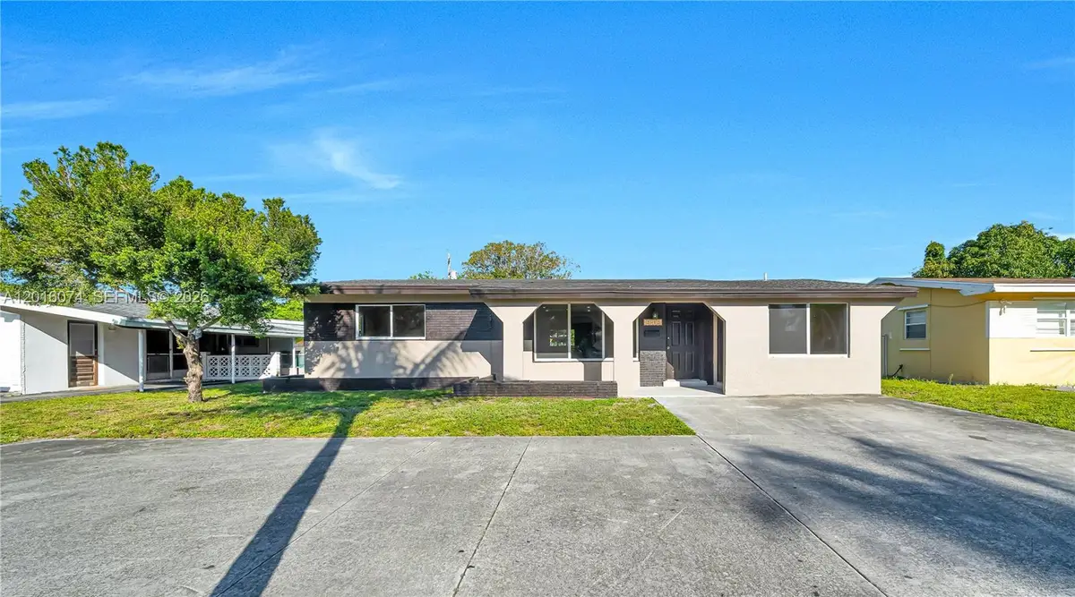 2512 Alcazar Dr, Miramar, FL 33023 - #1
