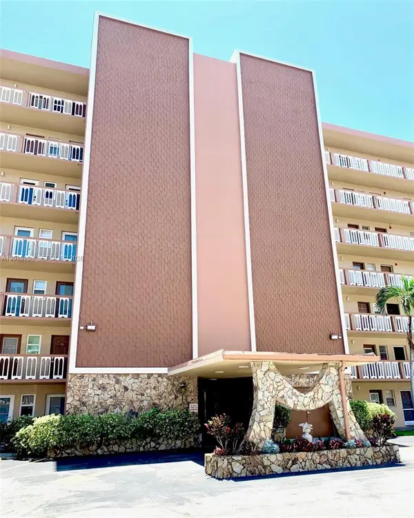 501 NE 14th Ave #601, Hallandale Beach, FL 33009