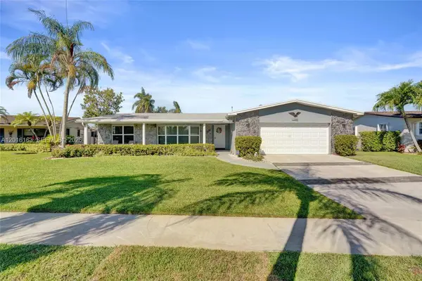 1330 NW 122nd Ave, Pembroke Pines, FL 33026