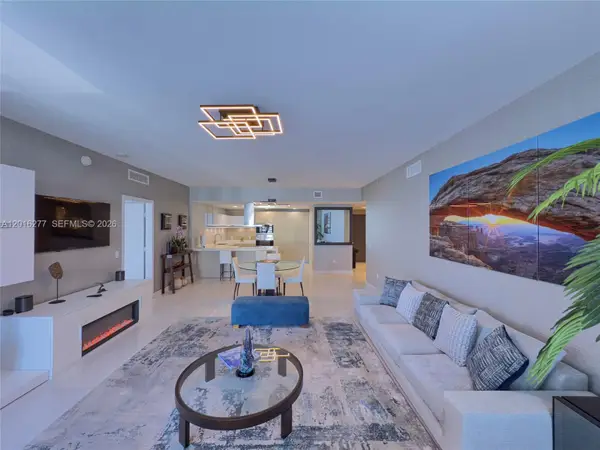 17111 Biscayne Blvd #1705, North Miami Beach, FL 33160