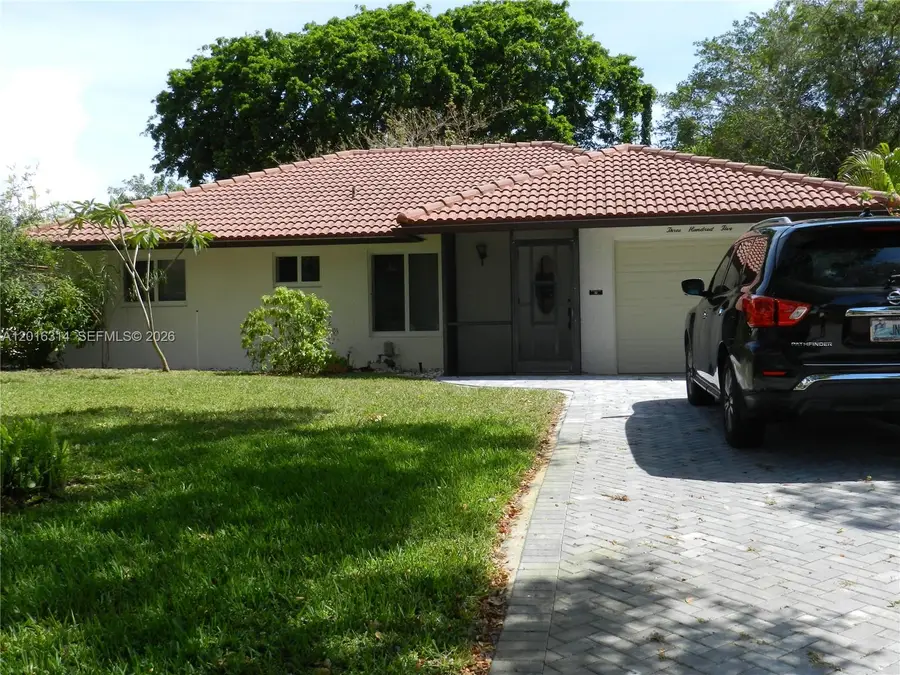 305 NW 42nd St, Boca Raton, FL 33431 - #2