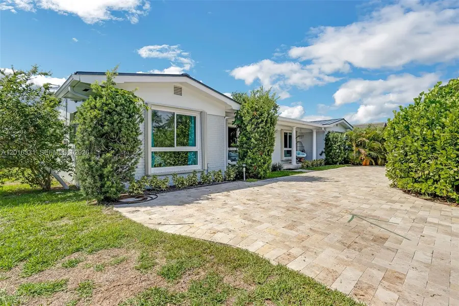 633 N Crescent Dr, Hollywood, FL 33021 - #2