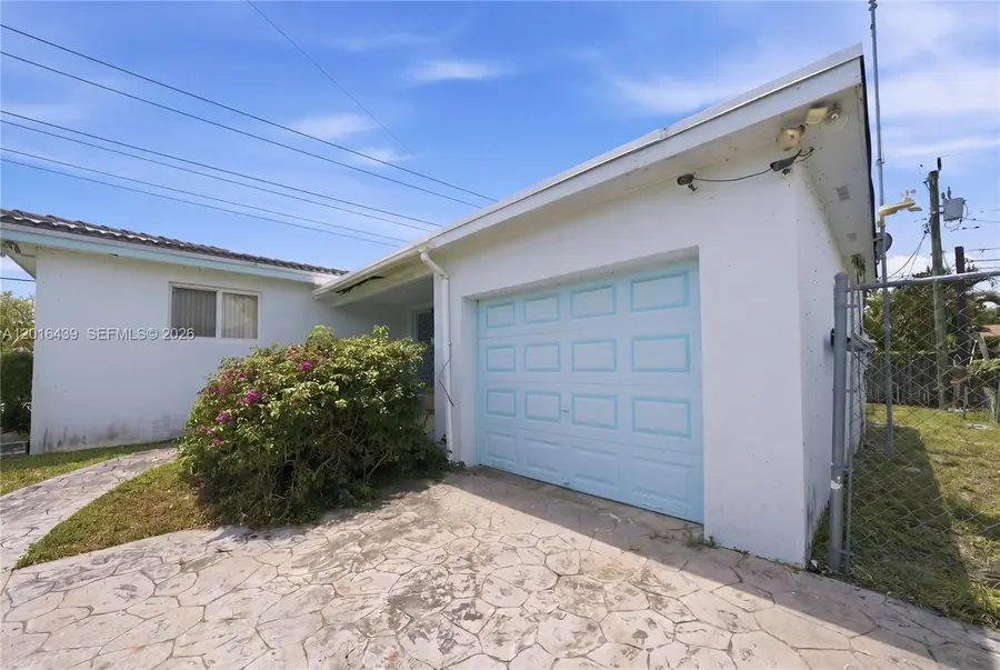 2300 N 57th Ter, Hollywood, FL 33021 - #3