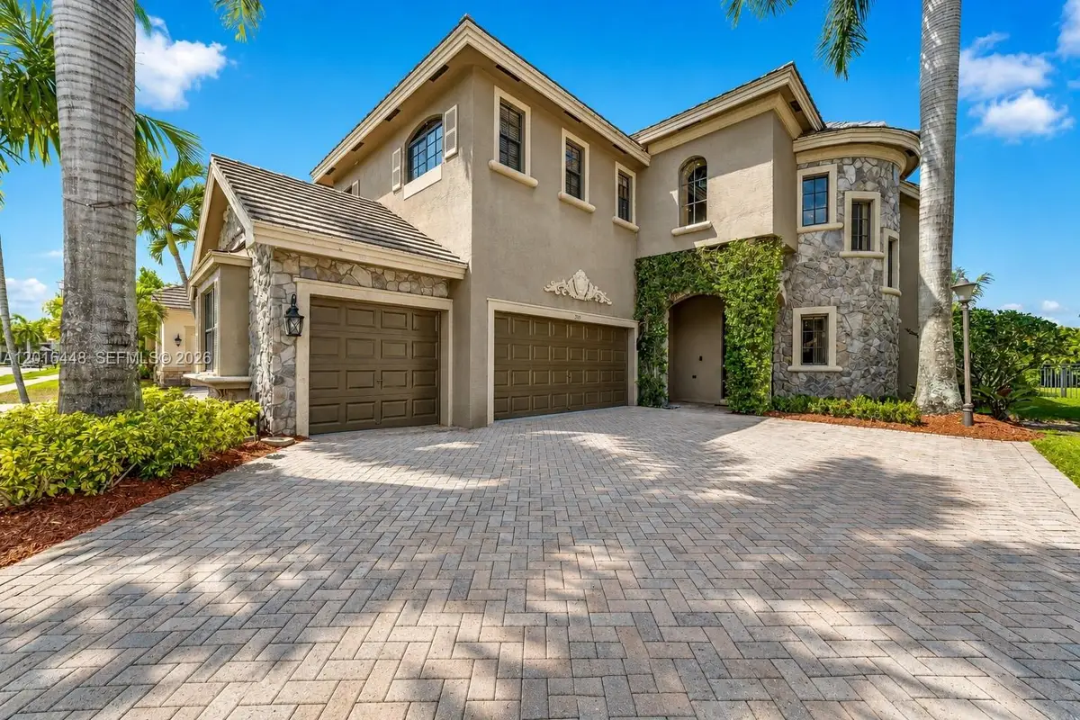 3476 Collonade Dr, Wellington, FL 33449 - #1