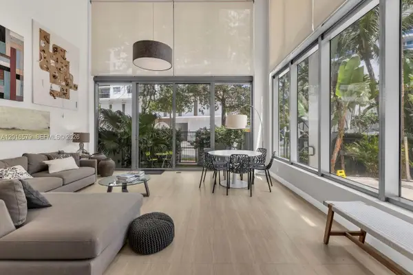 6000 Collins Ave #129, Miami Beach, FL 33140