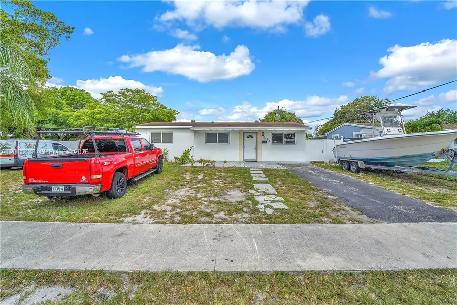 900 N 70th Ave, Hollywood, FL 33024 - #2
