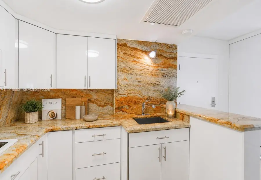 19201 Collins Ave #609, Sunny Isles Beach, FL 33160 - #3