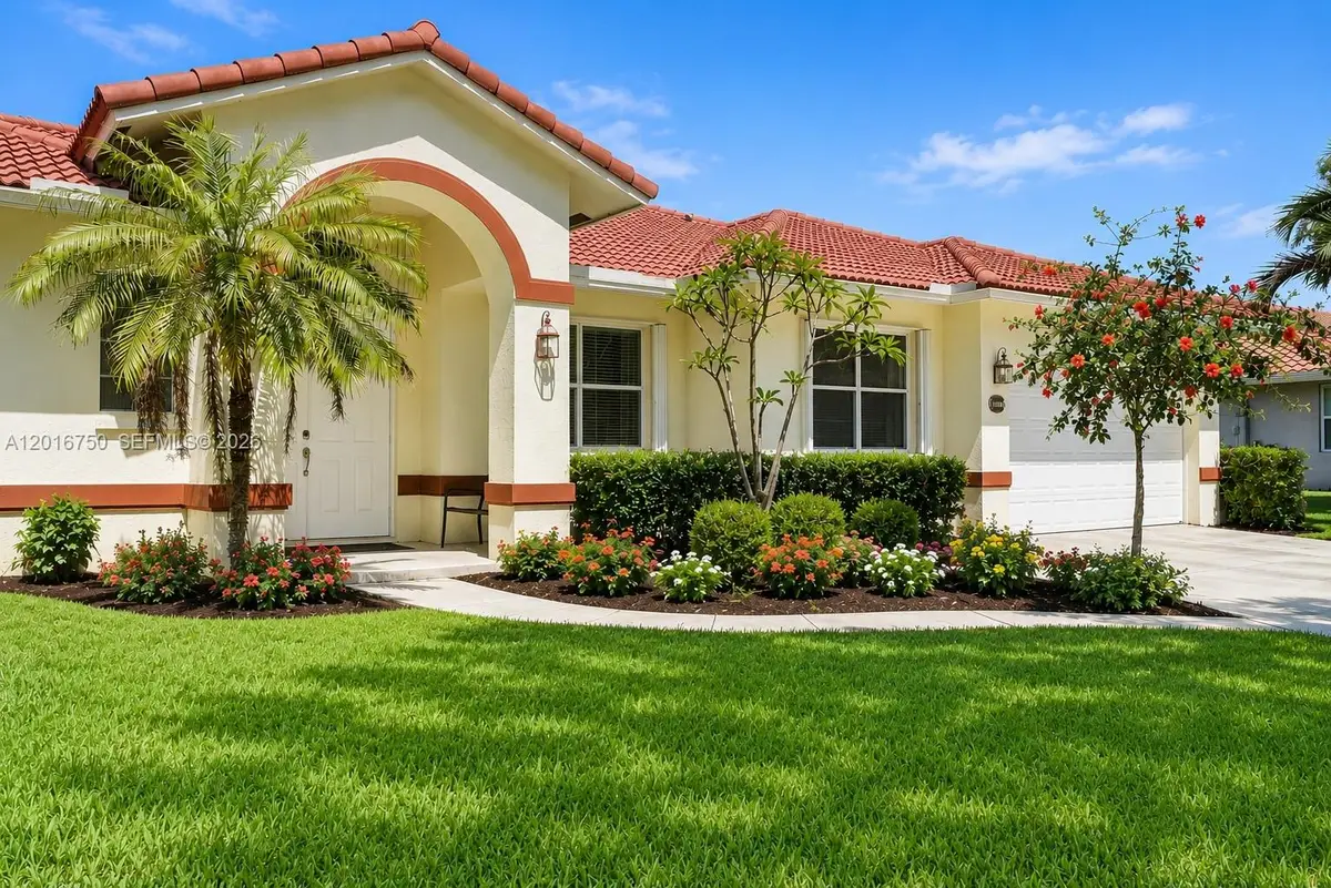 4401 SW 74th Ter, Davie, FL 33314 - #1