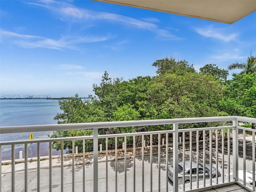 2000 N Bayshore Dr #220, Miami, FL 33137 - #3