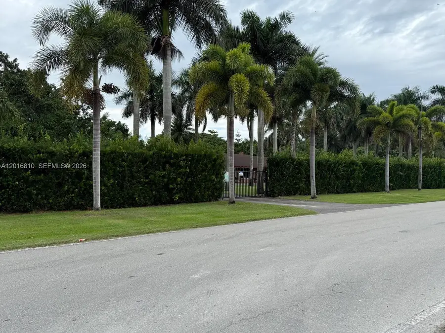 25945 SW 197th Ave, Homestead, FL 33031 - #2