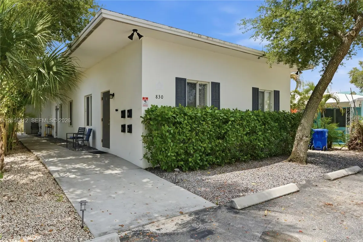 830 SE 14th St, Fort Lauderdale, FL 33316 - #1