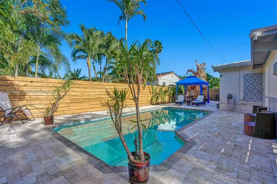1800 N Victoria Park Rd, Fort Lauderdale, FL 33305 - #2